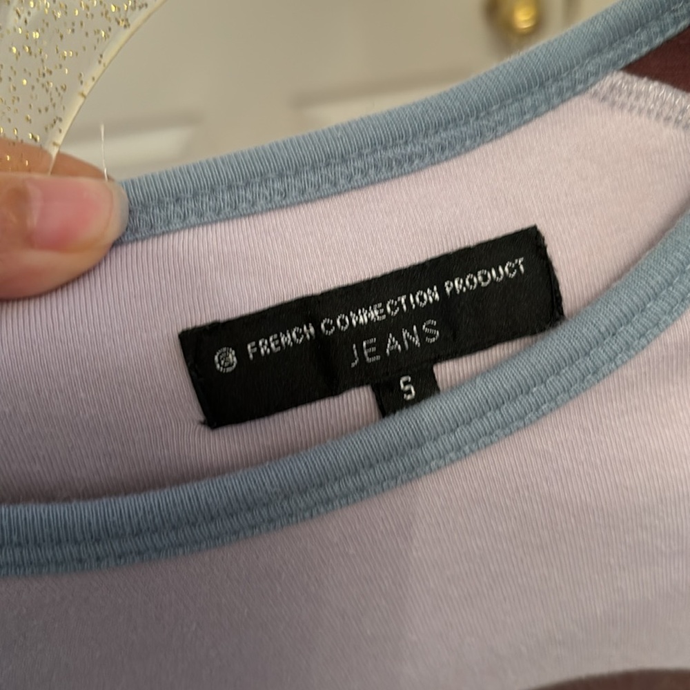 French Connection T-Shirt - Picture 3 of 3